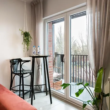Apartment Bohema Place - Metro Szwedzka Warsaw