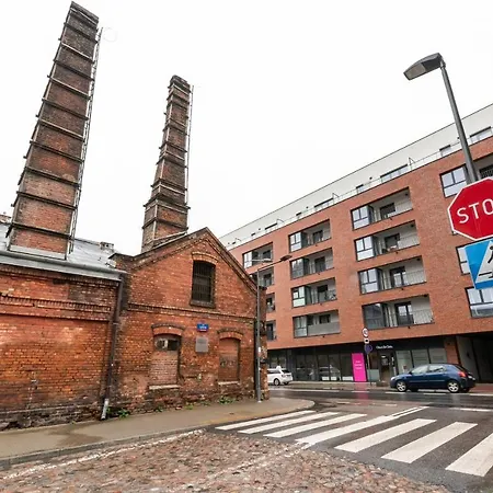 Bohema Place - Metro Szwedzka * Warsaw