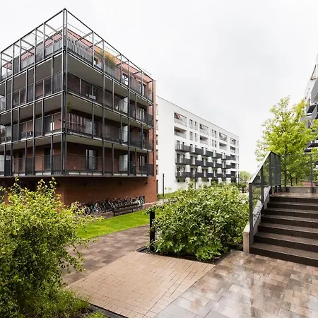 Bohema Place - Metro Szwedzka Апартаменты Варшава